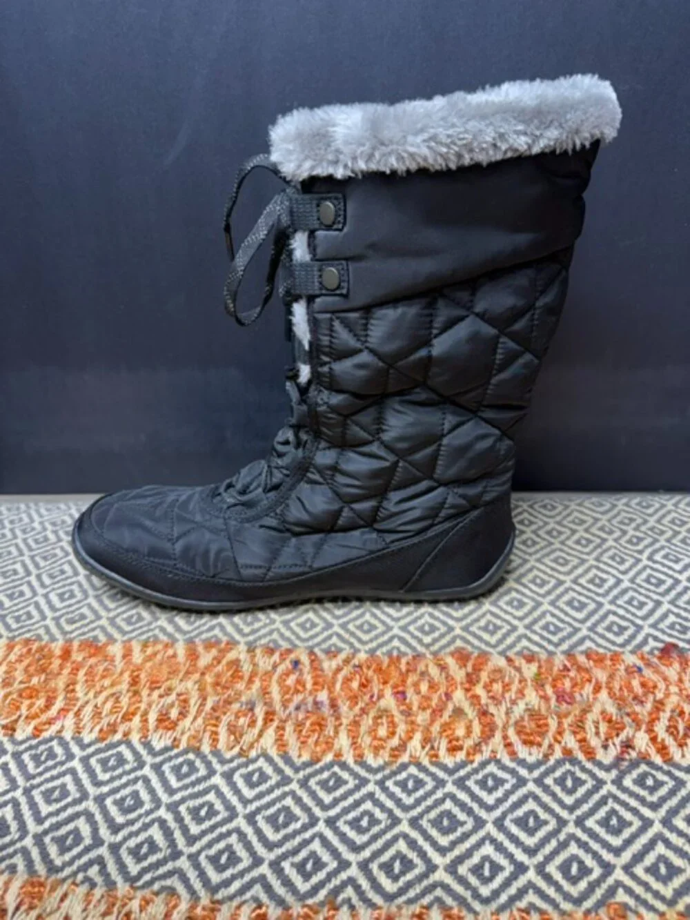Columbia Minx Snow Boots Woman's Size 11